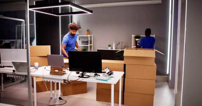 Choosing the Right Logistics Partner for Your Commercial Move